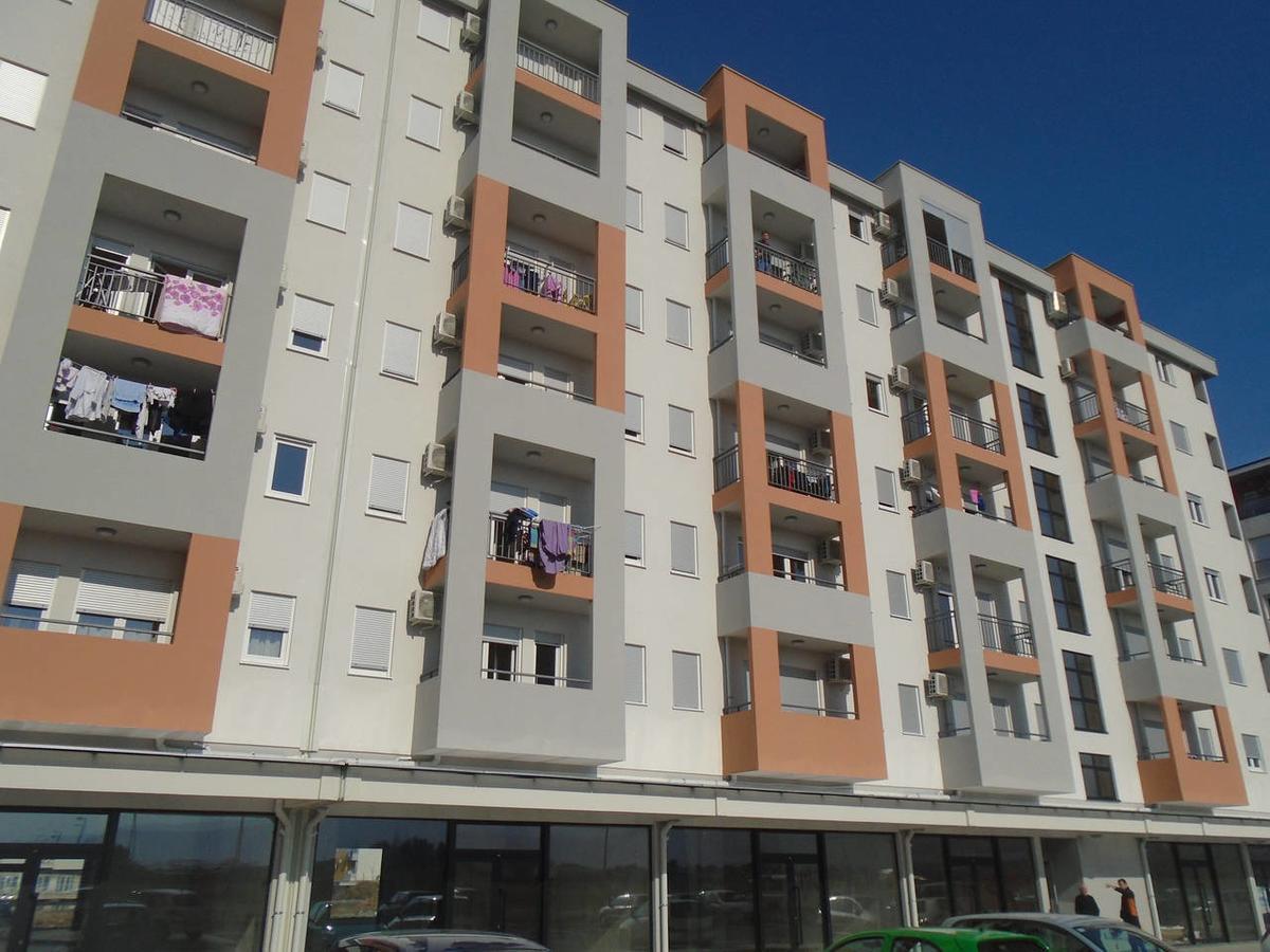 Fantastic Brand New Apartment ポドゴリツァ エクステリア 写真